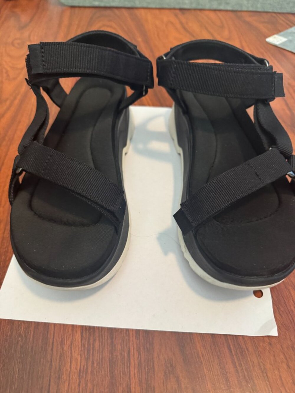 Teva Jadito Sandal Size 8 Black/White
